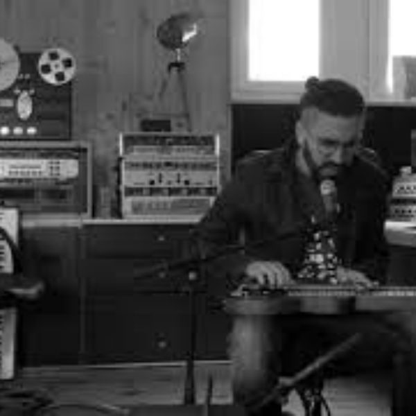 'Alors entends' adaptation de 'Listen to our hearts' de Steven Curtis Chapman-Geoff Moore