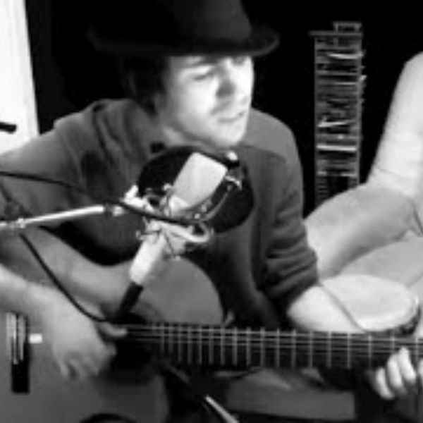 'C'est dans le calme' version acoustique